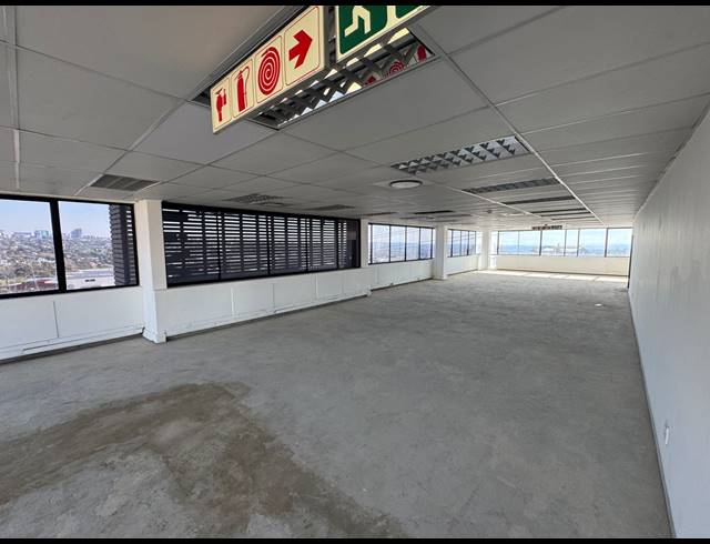 444M² SHOWROOM TO LET IN KRAMERVILLE